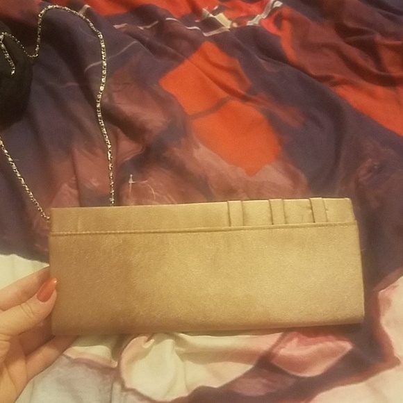 Purse - Picture 2 of 3